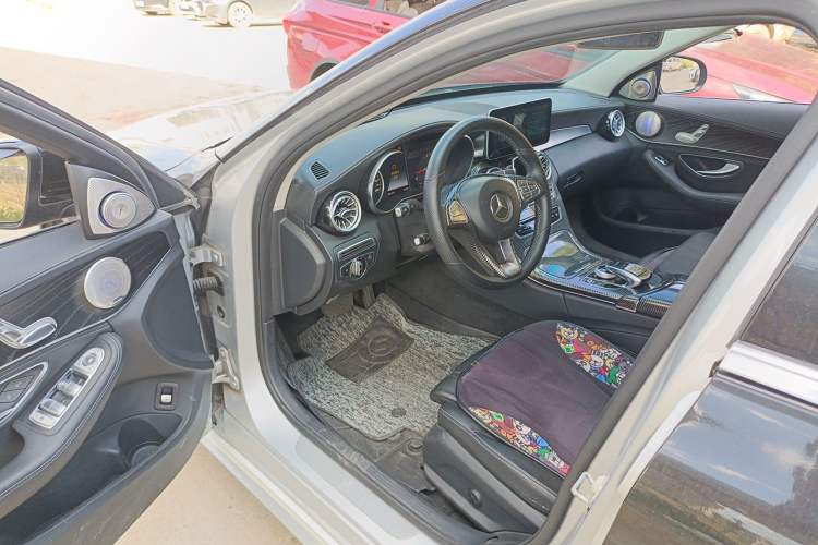 Used Mercedes-Benz C-Class 2015 C 180 L Sport Edition Driver Seat