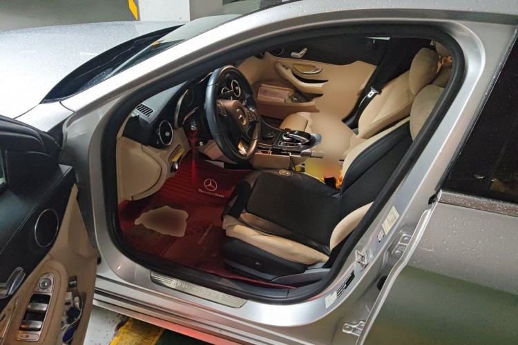 Used Mercedes-Benz C-Class 2015 Restyled C 180 L Sport Edition Driver Seat
