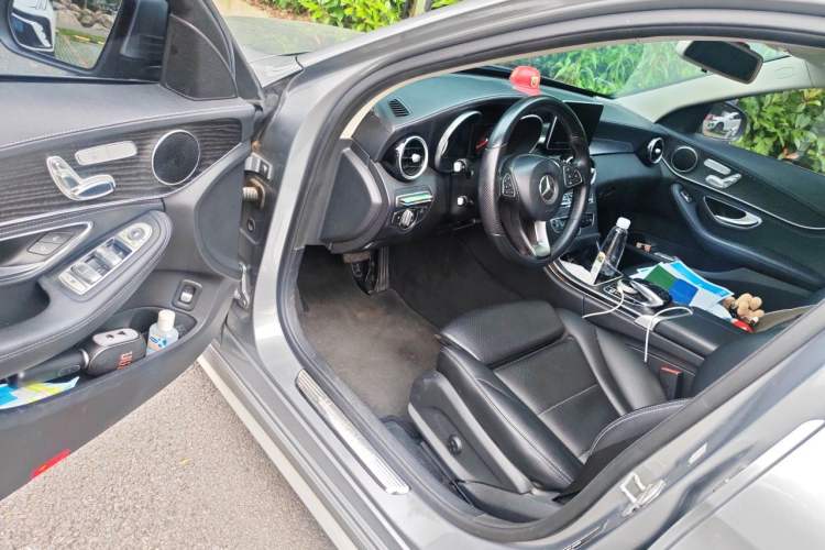 Used Mercedes-Benz C-Class 2015 Revised C 200 L Sport Edition Driver Seat