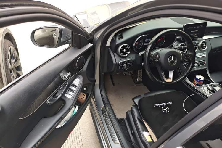 Used Mercedes-Benz C-Class 2015 C 200 station wagon Driver Seat