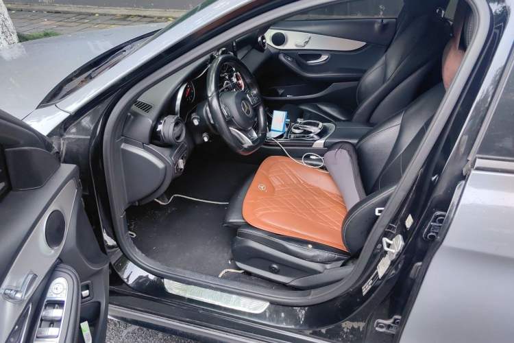 Used Mercedes-Benz C-Class 2015 C 200 Sport Edition Driver Seat
