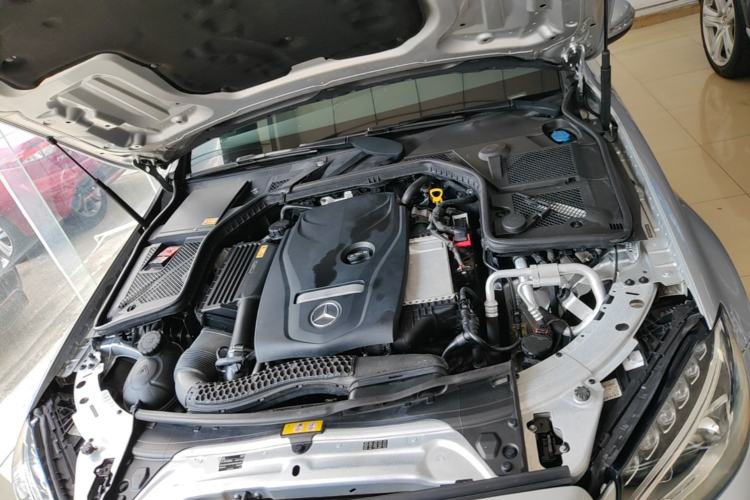 Used Mercedes-Benz C-Class 2015 C 200 L Sport Edition Engine Bay