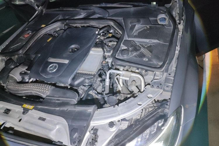 Used Mercedes-Benz C-Class 2015 Facelift C 200 L Engine Bay Left