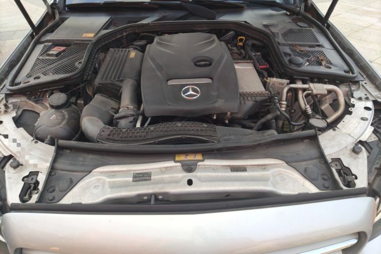 Used Mercedes-Benz C-Class 2015 C 200 L Sport Edition Engine Bay