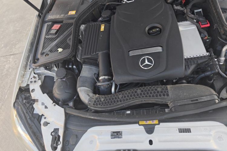 Used Mercedes-Benz C-Class 2015 Facelift C 180 L Engine Bay Right