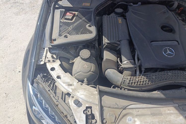 Used Mercedes-Benz C-Class 2015 C 180 L Sport Edition Engine Bay Right