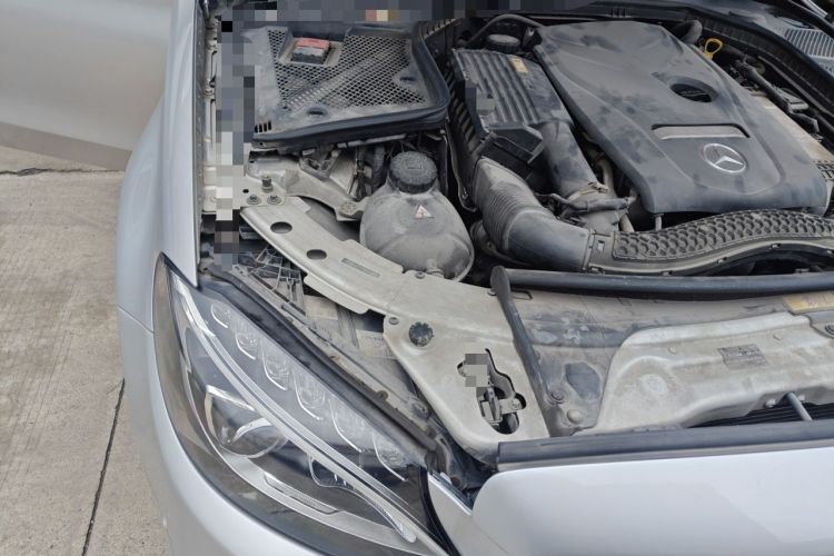 Used Mercedes-Benz C-Class 2015 C 200 L Sport Edition Engine Bay Right