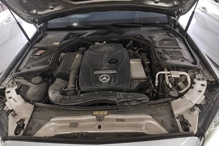 Used Mercedes-Benz C-Class 2015 Revised C 200 L Sport Edition Engine Bay