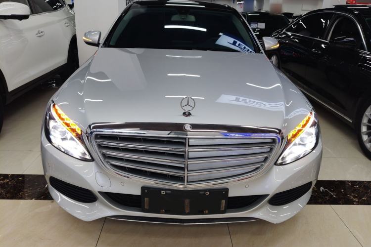 Used Mercedes-Benz C-Class 2015 Facelift C 200 L Exterior 1
