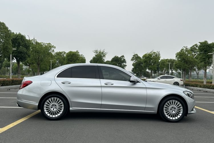 Used Mercedes-Benz C-Class 2015 C 200 L Exterior 2