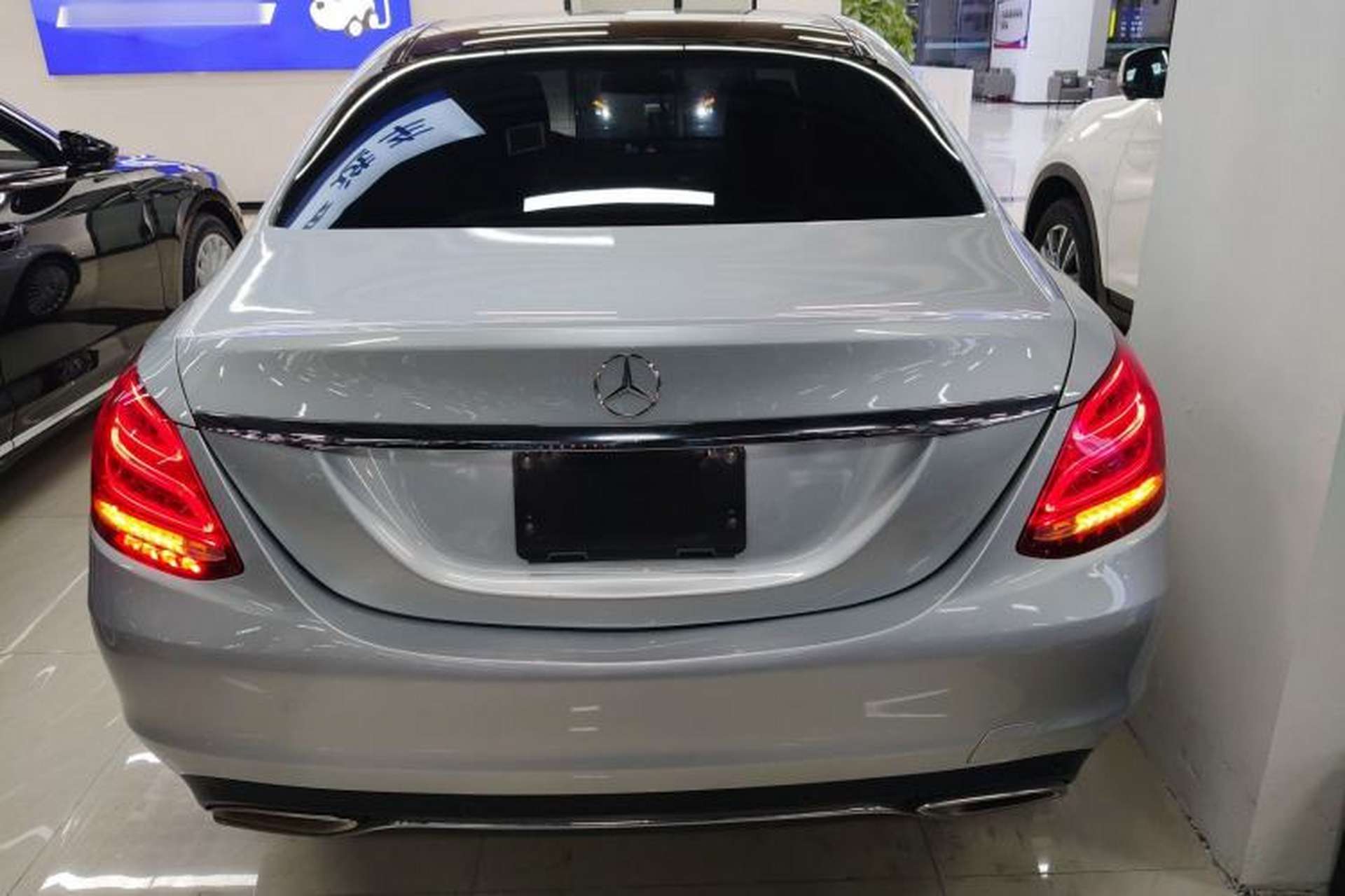 Used Mercedes-Benz C-Class 2015 Facelift C 200 L Exterior 4