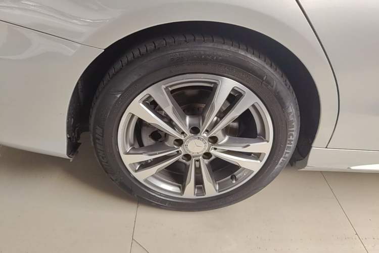 Used Mercedes-Benz C-Class 2015 Revised C 200 L Sport Edition Exterior 5