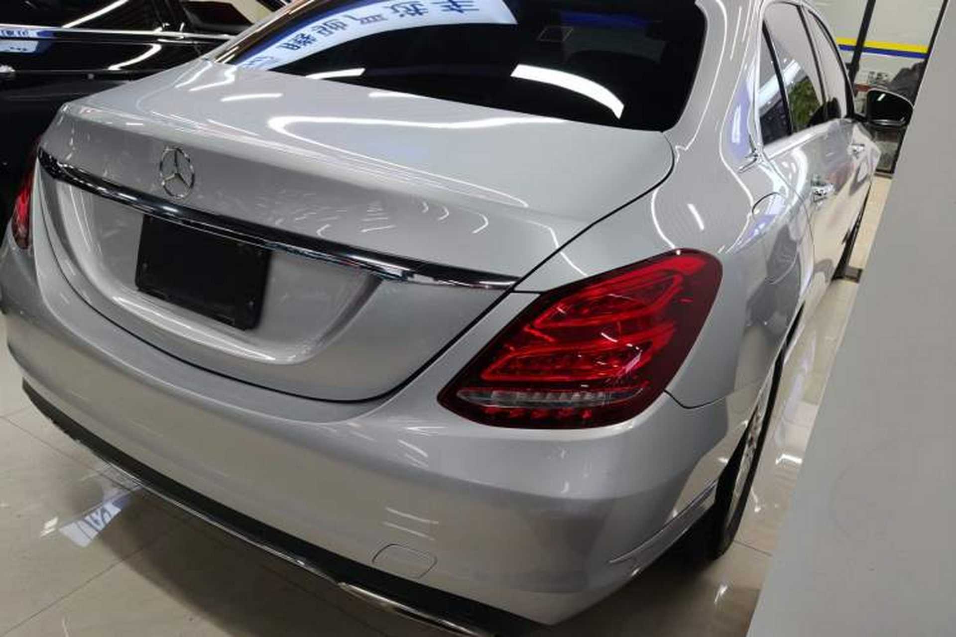 Used Mercedes-Benz C-Class 2015 Facelift C 200 L Exterior 5