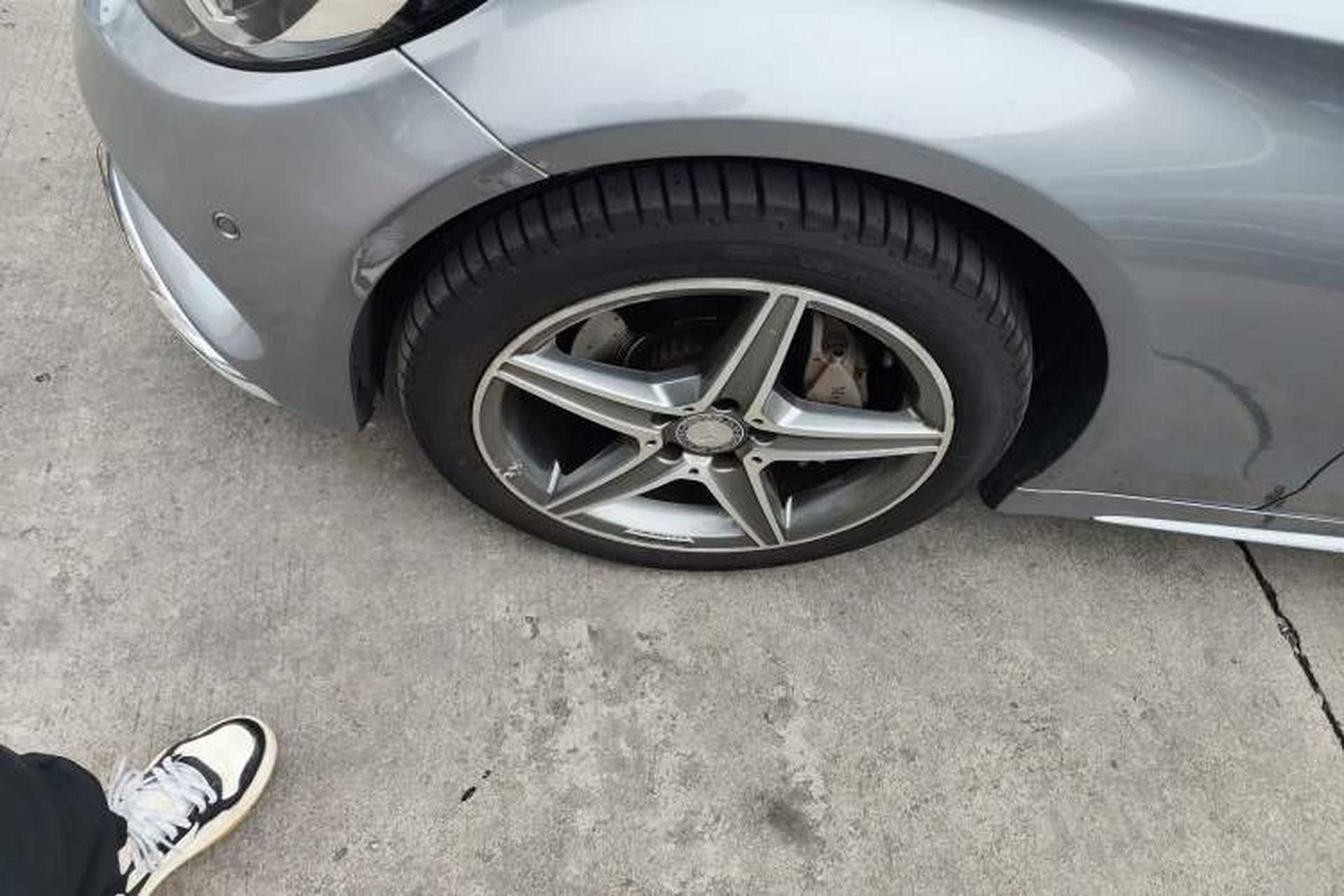 Used Mercedes-Benz C-Class 2015 C 200 station wagon Exterior 7