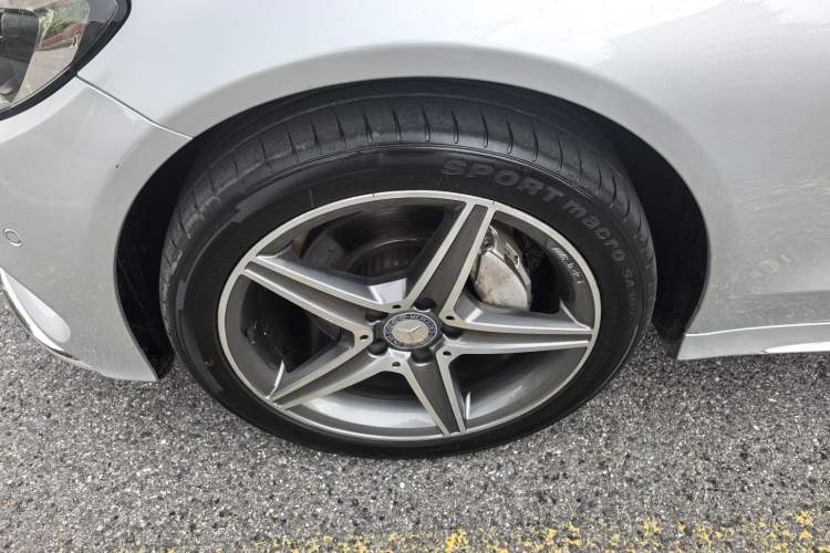 Used Mercedes-Benz C-Class 2015 C 200 station wagon Exterior 8