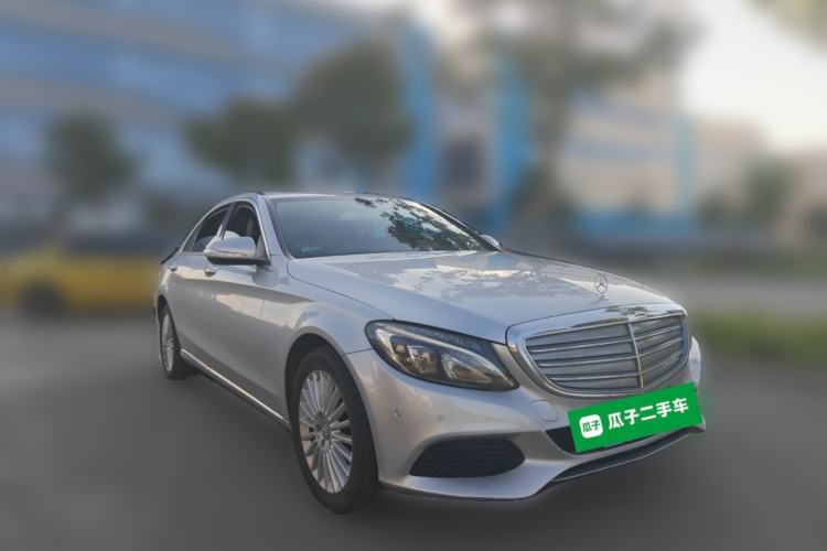 Used Mercedes-Benz C-Class 2015 Facelift C 180 L Front Right 45 Deg