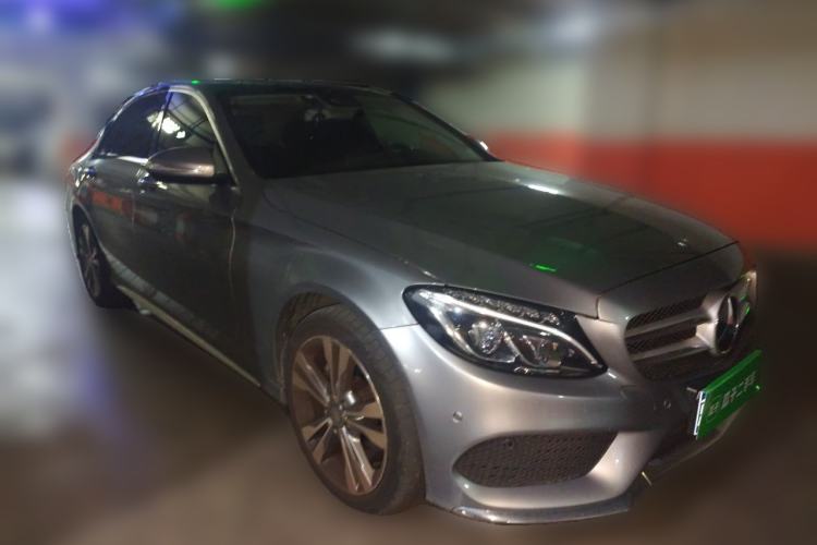 Used Mercedes-Benz C-Class 2015 C 200 L 4MATIC Sport Edition Front Right 45 Deg