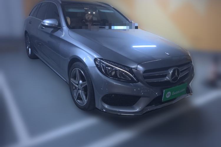 Used Mercedes-Benz C-Class 2015 C 200 station wagon Front Right 45 Deg