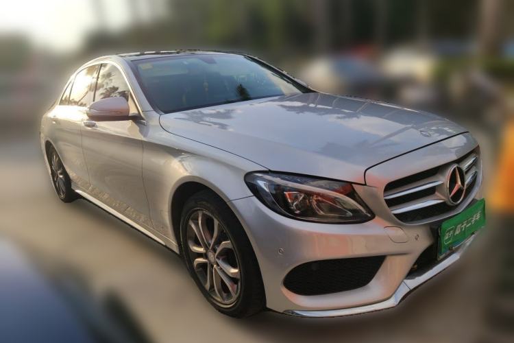 Used Mercedes-Benz C-Class 2015 C 200 L Sport Edition Front Right 45 Deg