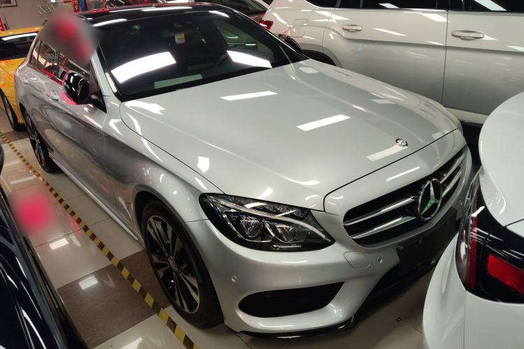 Used Mercedes-Benz C-Class 2015 C 200 Sport Edition 4MATIC Front Right 45 Deg