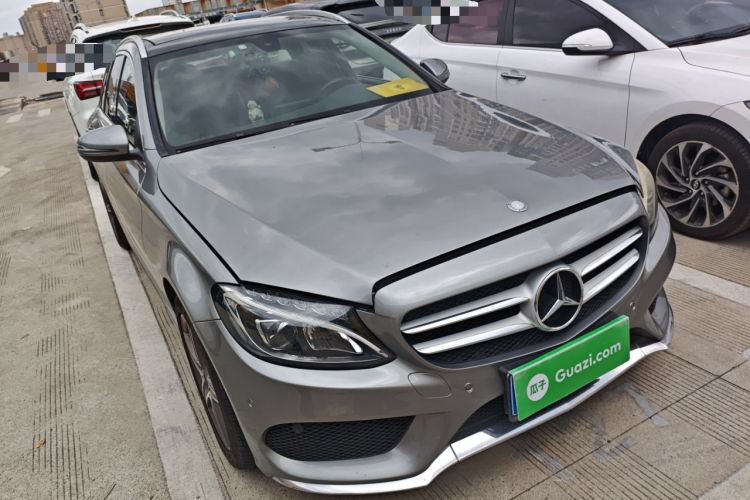 Used Mercedes-Benz C-Class 2015 C 200 station wagon Front Right 45 Deg