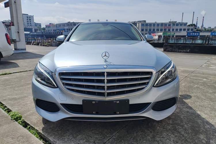 Used Mercedes-Benz C-Class 2015 C 200 L Front