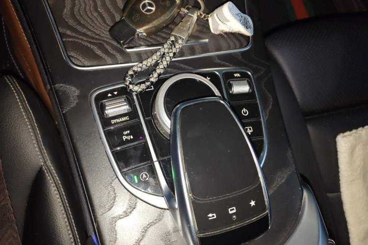 Used Mercedes-Benz C-Class 2015 C 200 L 4MATIC Sport Edition Gear Lever