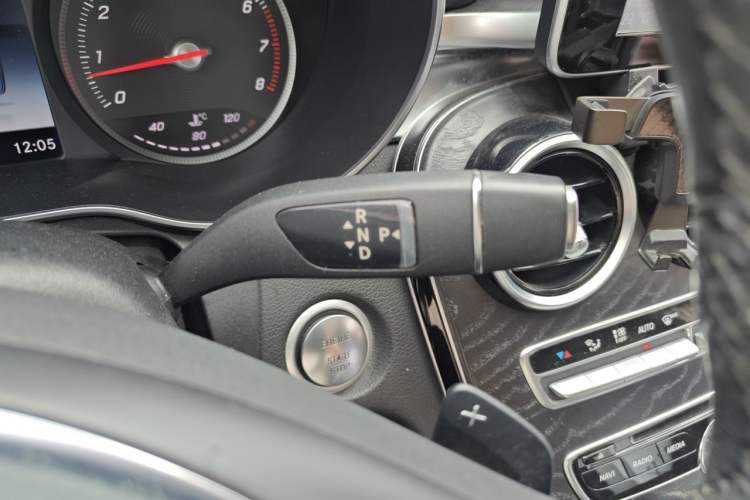 Used Mercedes-Benz C-Class 2015 C 200 L Sport Edition Gear Lever