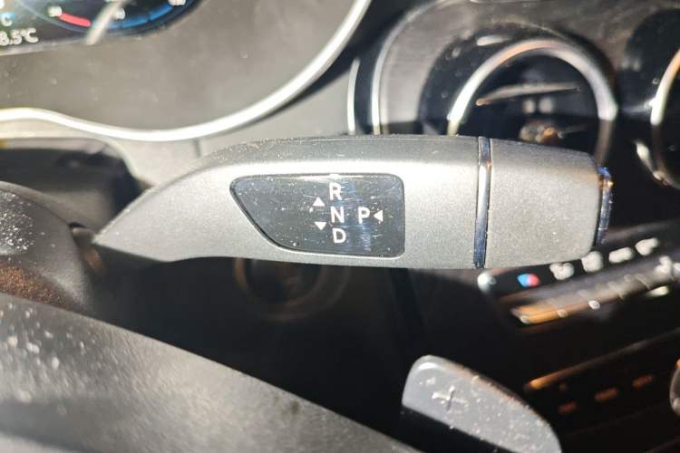 Used Mercedes-Benz C-Class 2015 C 200 L 4MATIC Sport Edition Gear Lever