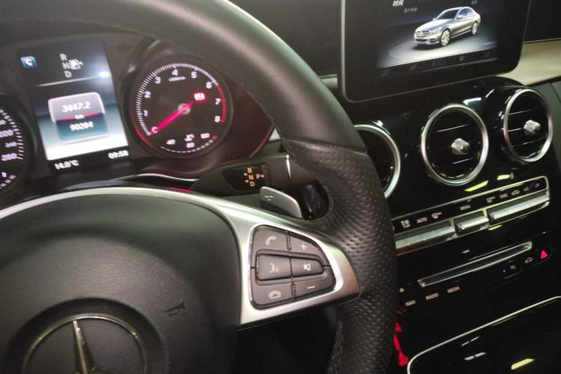 Used Mercedes-Benz C-Class 2015 C 200 Sport Edition 4MATIC Gear Lever