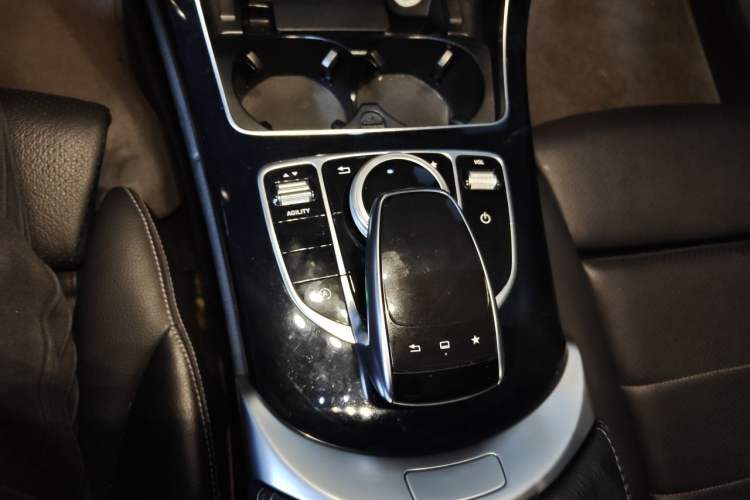 Used Mercedes-Benz C-Class 2015 C 200 Sport Edition Gear Lever
