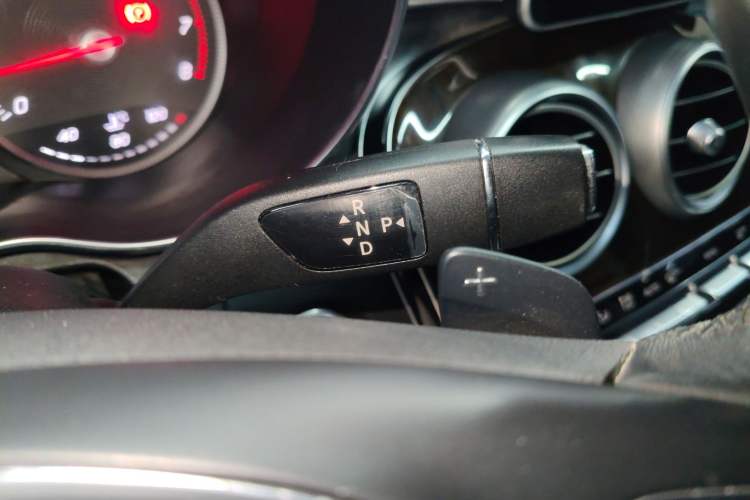 Used Mercedes-Benz C-Class 2015 Facelift C 200 L Gear Lever