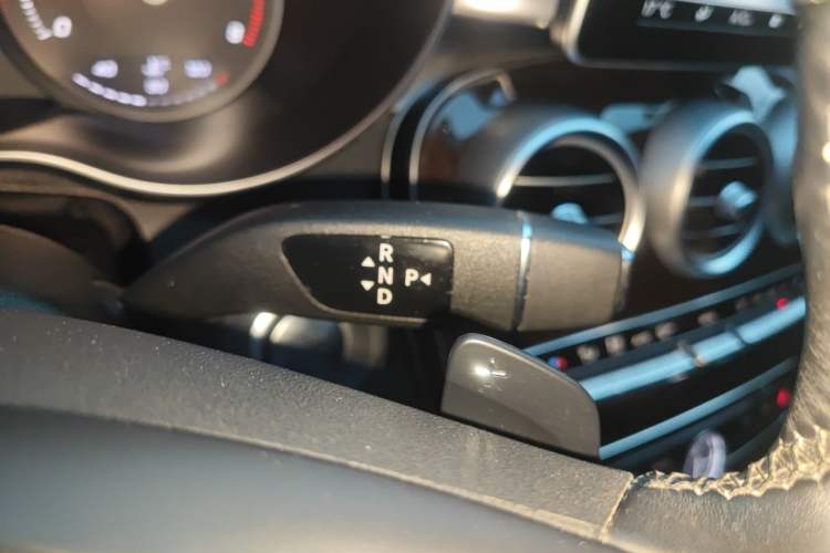 Used Mercedes-Benz C-Class 2015 Facelift C 180 L Gear Lever