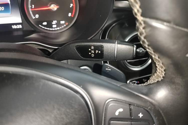 Used Mercedes-Benz C-Class 2015 C 200 L Gear Lever