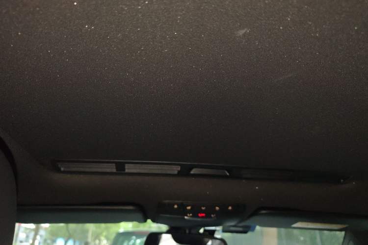 Used Mercedes-Benz C-Class 2015 C 200 Sport Edition Headliner