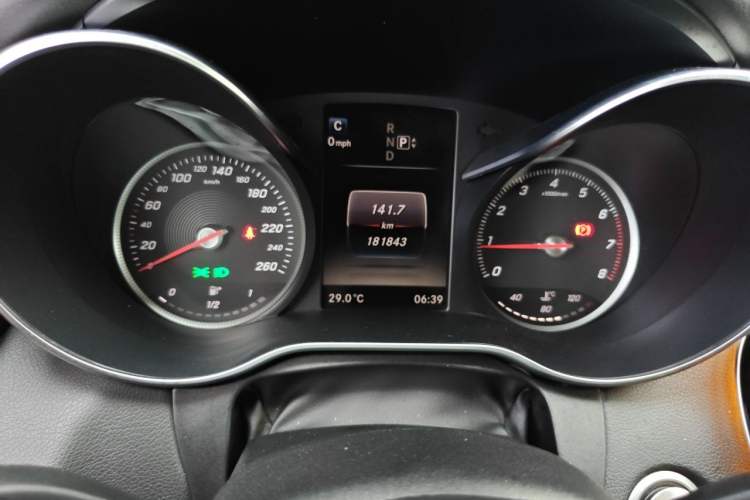 Used Mercedes-Benz C-Class 2015 C 200 L Sport Edition Instrument Cluster