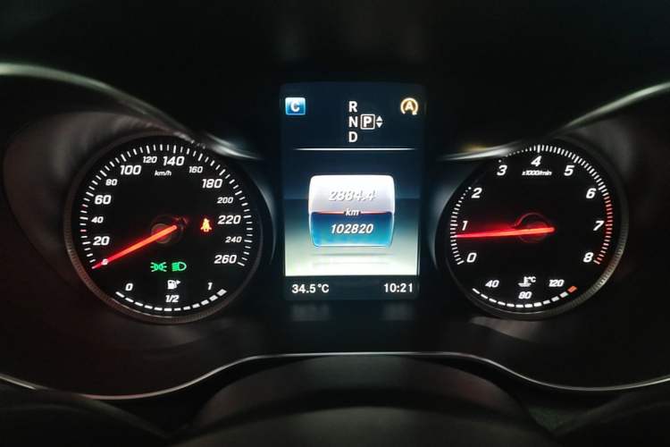 Used Mercedes-Benz C-Class 2015 C 200 L Instrument Cluster
