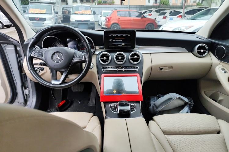 Used Mercedes-Benz C-Class 2015 C 200 station wagon Interior 2