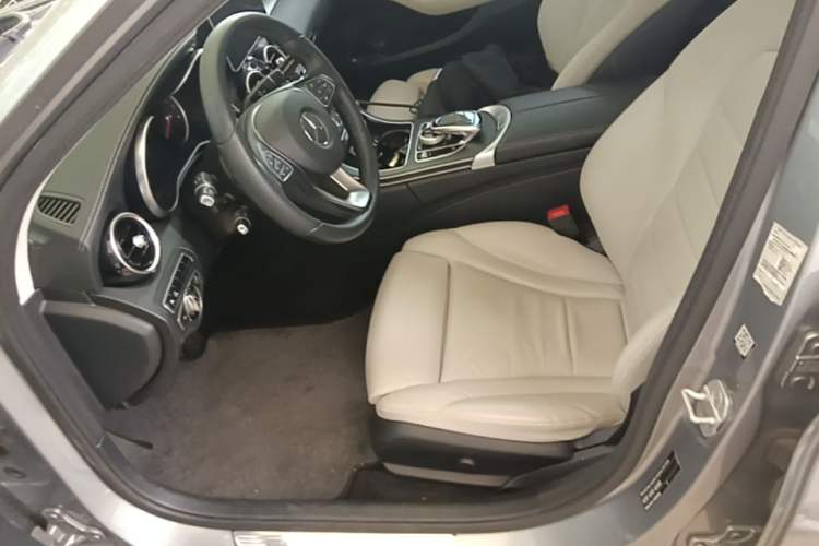 Used Mercedes-Benz C-Class 2015 C 260 L Sport Edition Left Front Seat