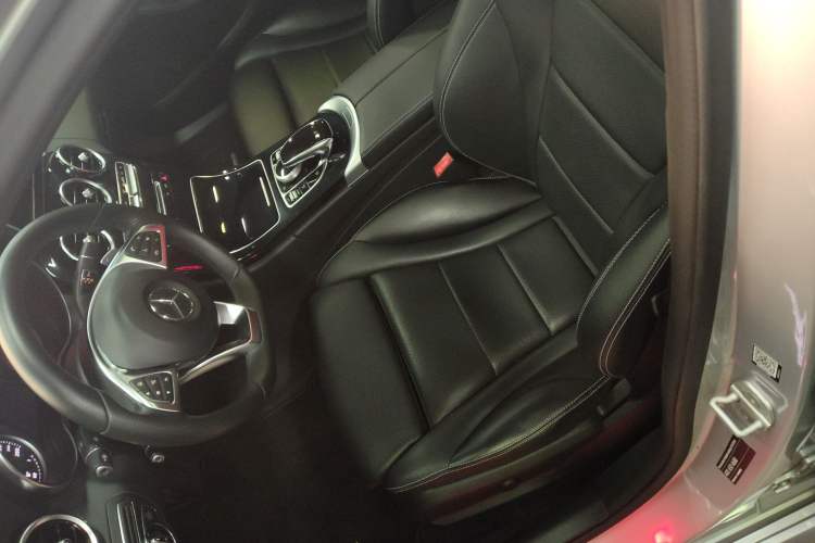 Used Mercedes-Benz C-Class 2015 C 200 Sport Edition 4MATIC Left Front Seat