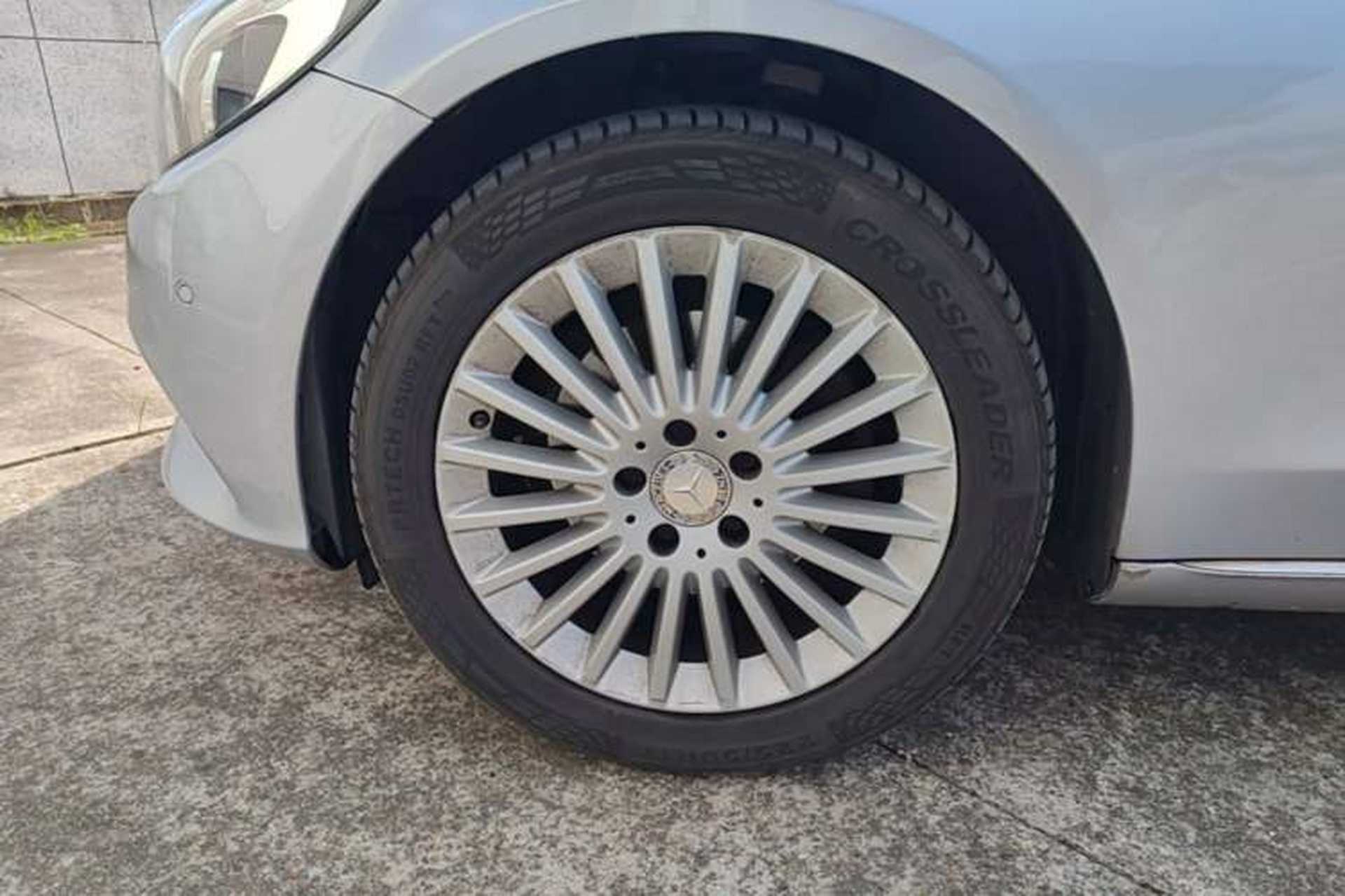 Used Mercedes-Benz C-Class 2015 C 200 L Left Front Wheel Hub