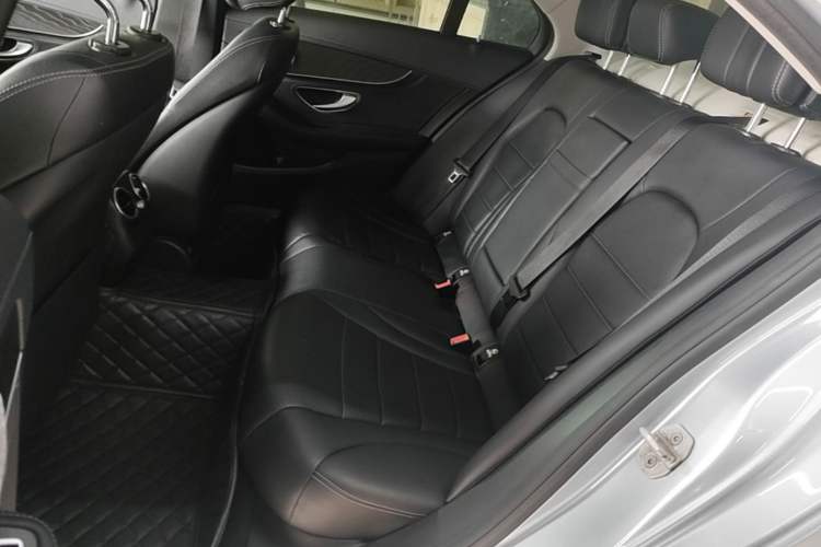 Used Mercedes-Benz C-Class 2015 Revised C 200 L Sport Edition Left Rear Seat