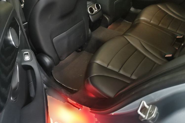Used Mercedes-Benz C-Class 2015 Revised C 200 L Sport Edition Left Rear Seat