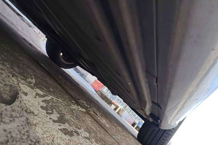 Used Mercedes-Benz C-Class 2015 C 200 L Left Side Sill