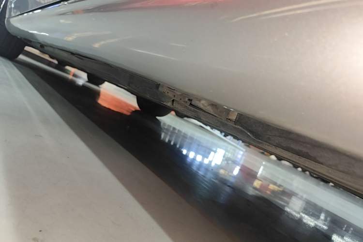 Used Mercedes-Benz C-Class 2015 C 200 L Left Side Sill