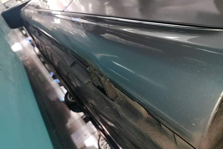 Used Mercedes-Benz C-Class 2015 C 200 L Left Side Sill