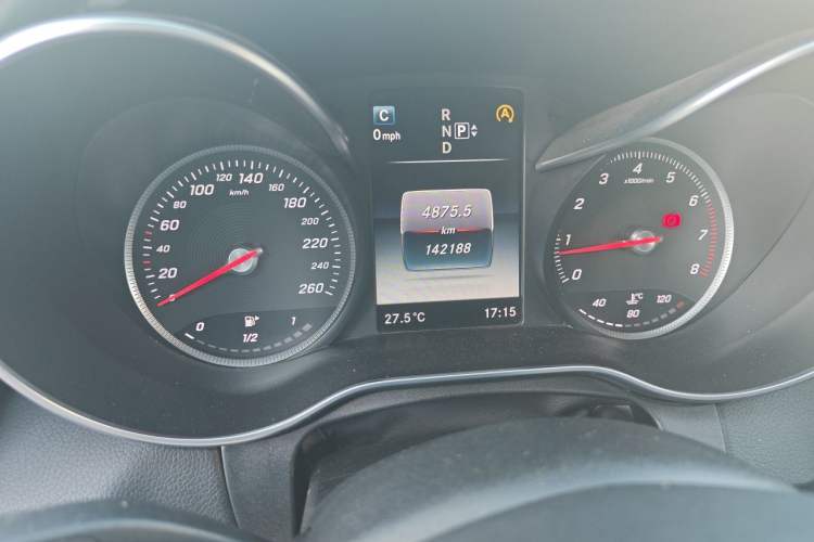 Used Mercedes-Benz C-Class 2015 Facelift C 180 L Odometer Close Up