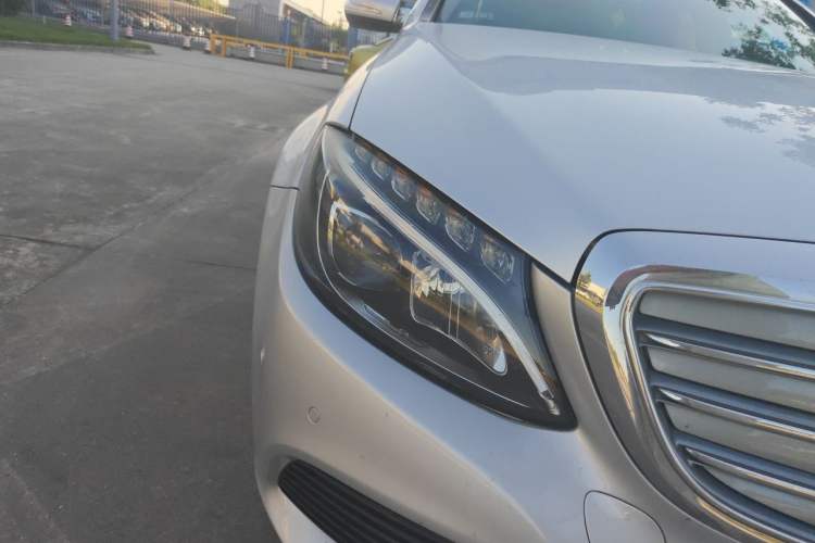 Used Mercedes-Benz C-Class 2015 Facelift C 180 L Right Front Headlight
