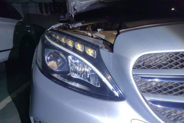 Used Mercedes-Benz C-Class 2015 Restyled C 180 L Sport Edition Right Front Headlight