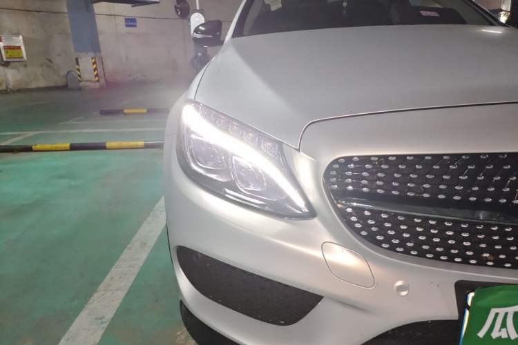 Used Mercedes-Benz C-Class 2015 C 200 L 4MATIC Sport Edition Right Front Headlight